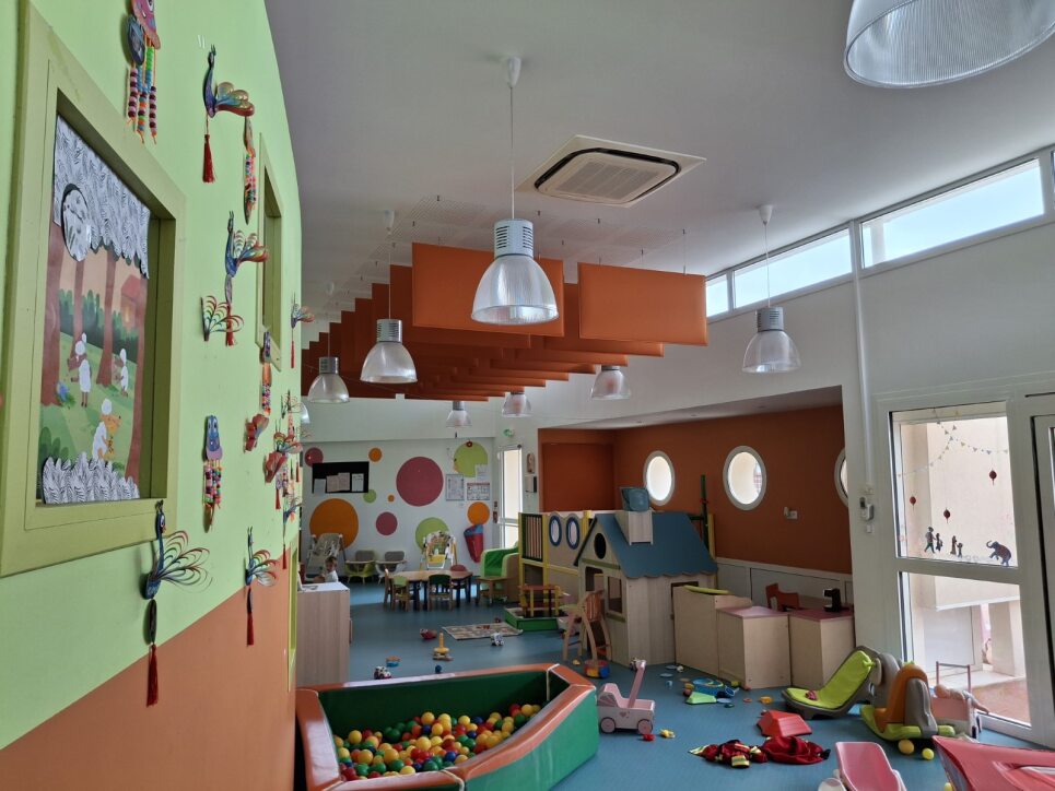 Traitement acoustique de la crèche de Goldfech